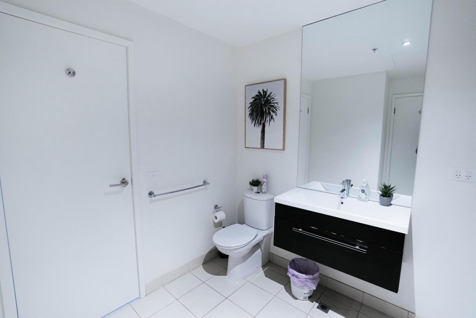 Spacious Family Southbank Residences With Cityview Apartment