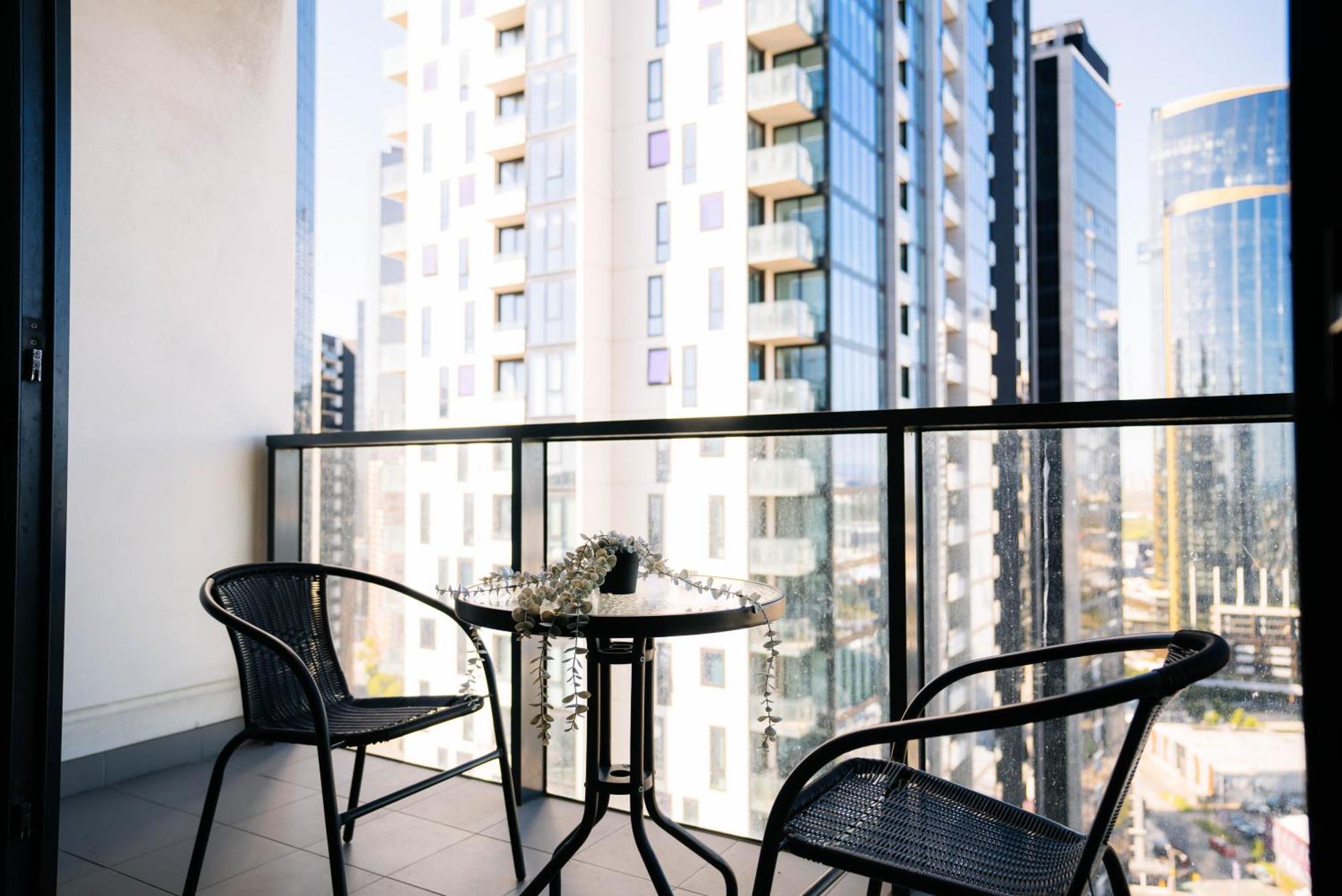 Spacious Family Southbank Residences With Cityview Apartment Melbourne
